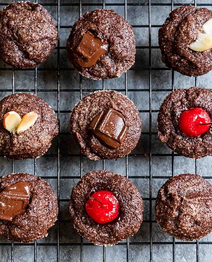 Chocolate Financiers