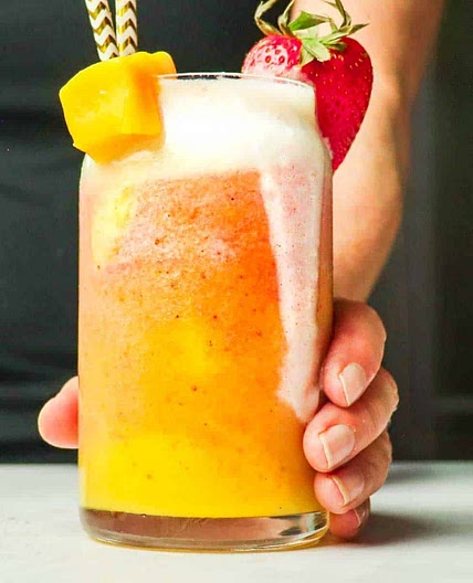 Banana Mango Strawberry Smoothie