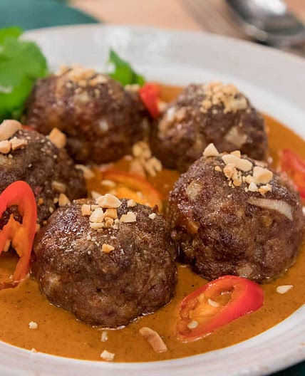 Massaman Curry Meatballs