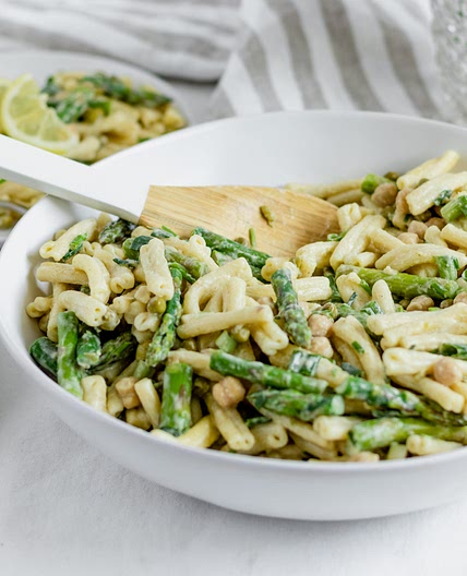 Asparagus, Pea and Chickpea Spring Pasta Salad (with a Creamy Lemon Dressing)