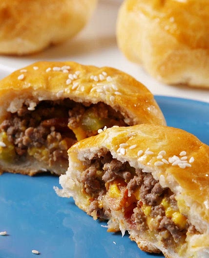 Bacon Cheeseburger Bombs