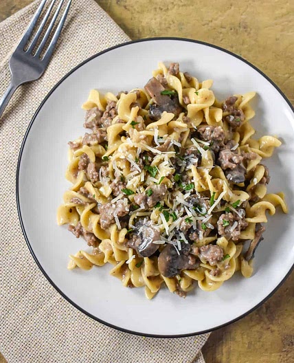 Easy Ground Beef Stroganoff