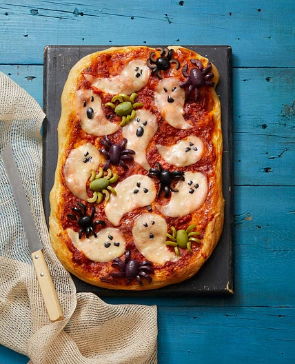 Ghostly Pizza