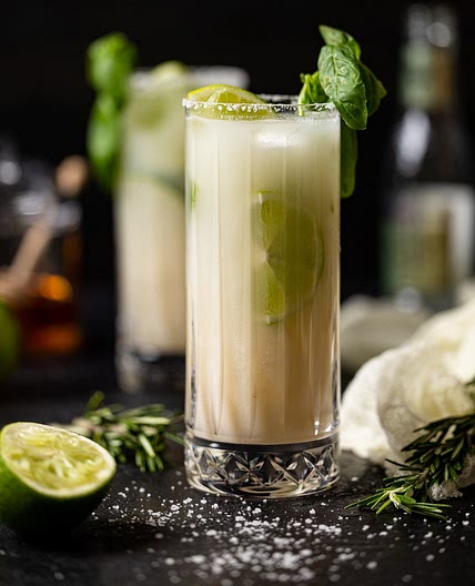 Coconut Mojito Mocktail with Green Tea