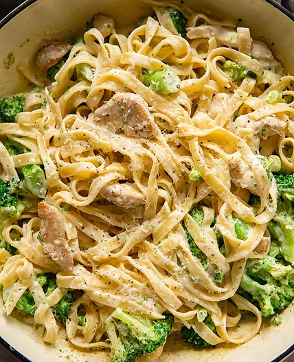 Chicken Broccoli Alfredo