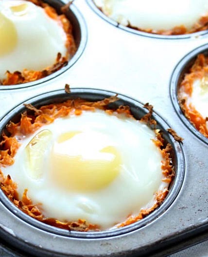 Eggs in Hash Brown Nests