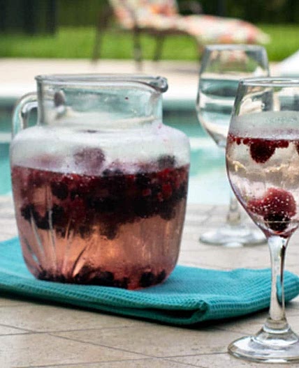 Homemade Berry Wine Cooler Recipe