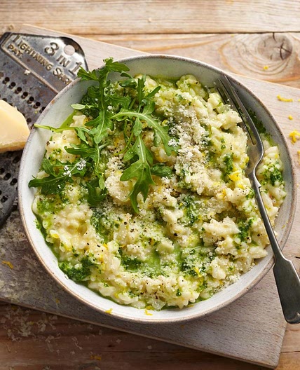 Slow-cooker risotto with fennel, lemon and rocket