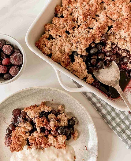 Healthy Blueberry Breakfast Crumble