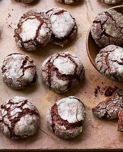 Chocolate and almond ghriba