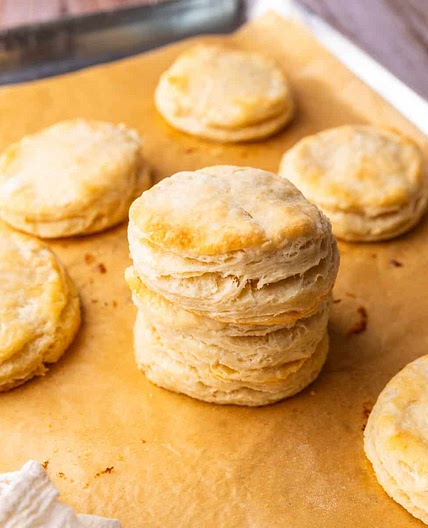 Easy Homemade Buttermilk Biscuits Recipe