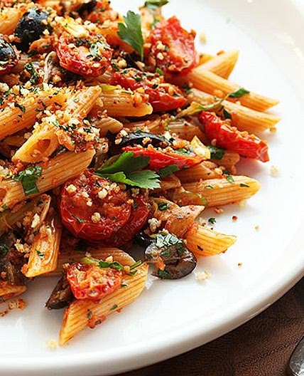Triple Garlic Pasta With Oven-Dried Tomatoes, Olives, and Breadcrumbs Recipe
