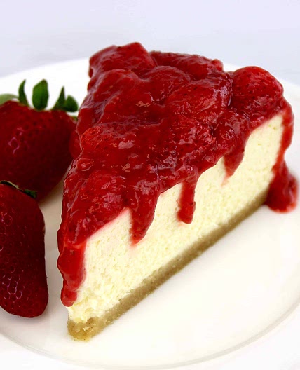 Keto Cheesecake with Strawberry Sauce