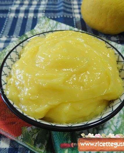 Lemon curd | Crema pasticcera a base di limoni, densa e profumata!