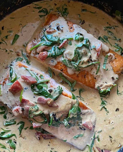 One Pan Creamy Garlic Salmon