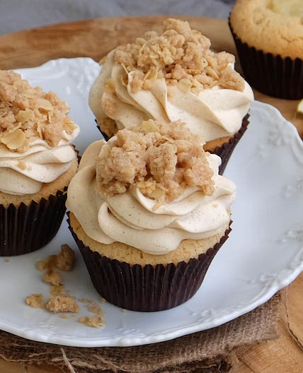Apple Crumble Cupcakes