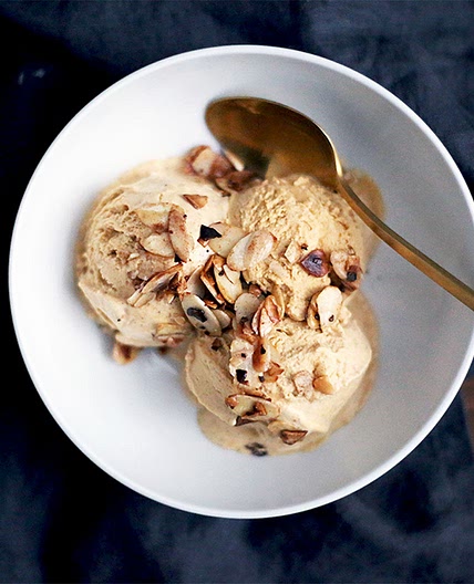 Whole30 Banana Coconut Ice Cream