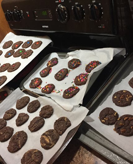 Hershey's Chewy Chocolate Cookies