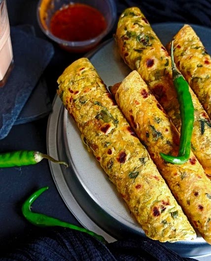 मेथी ठेपला (Methi thepla recipe in hindi)