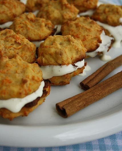 Cashew Carrot Bites with Honey Cream