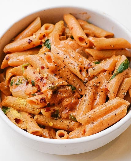 Gigi Hadid's Spicy Vodka Pasta Sauce Recipe, Veganized