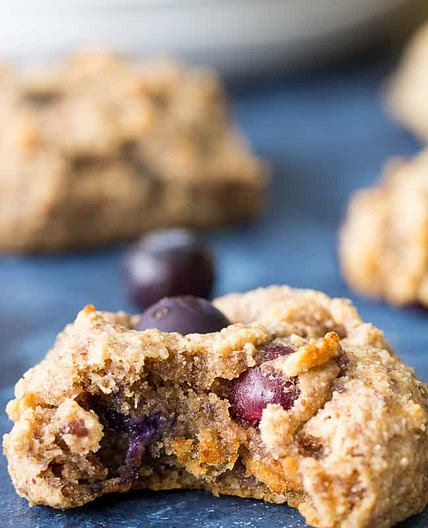 Banana Blueberry Breakfast Cookies {Paleo & Vegan}