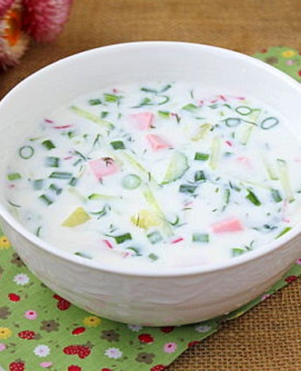 Окрошка на кефире с колбасой