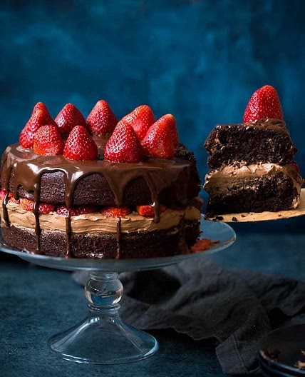 Strawberry Chocolate Cake