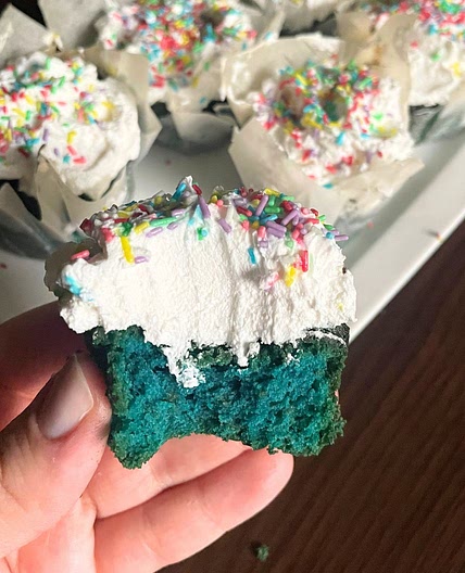 Amazing Blue Velvet Cupcakes