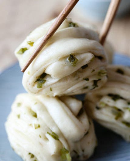 Steamed Scallion Buns - Hua Juan