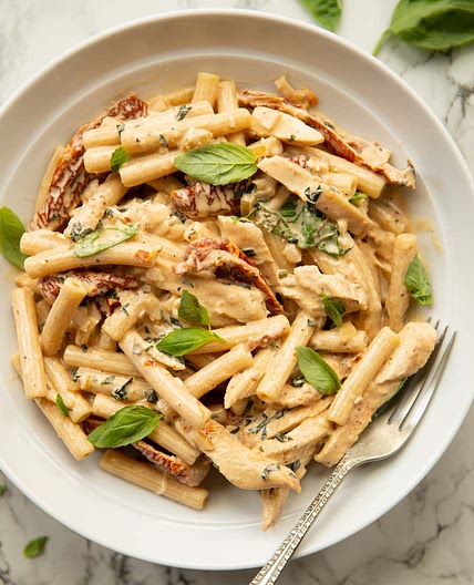 Creamy Chicken Sun Dried Tomato Pasta