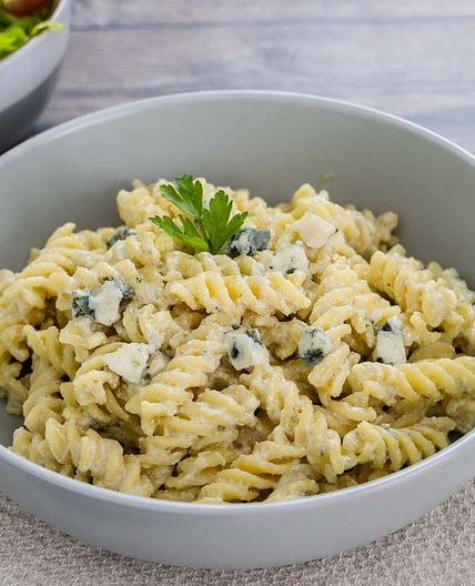 Pasta with Roquefort Sauce