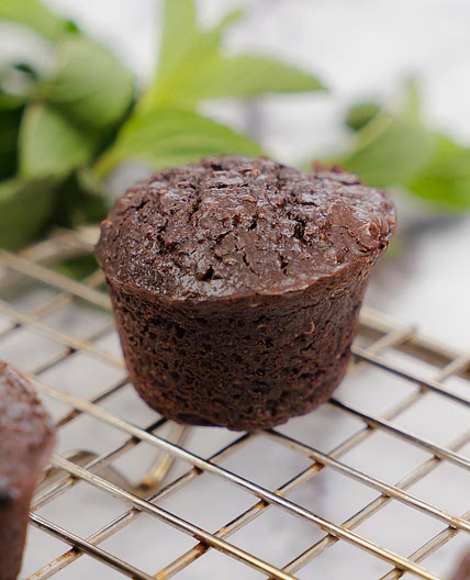 Healthy two-bite brownies