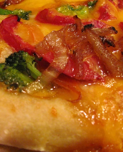 Thai Chicken Pizza With Sweet Chili Sauce