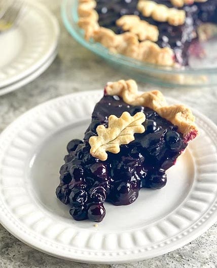 Low FODMAP Fresh Blueberry Pie