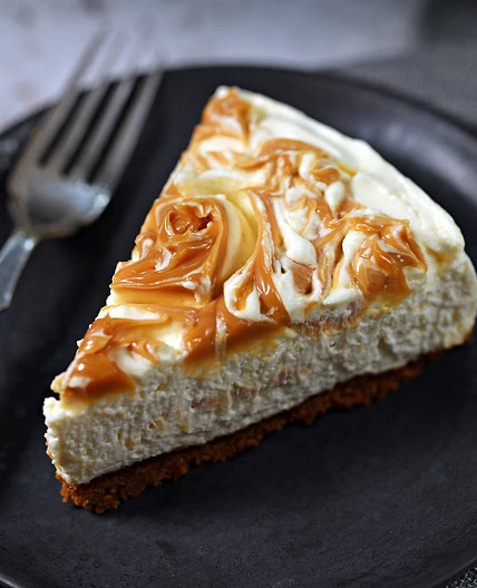 Easy No Bake Salted Caramel Cheesecake