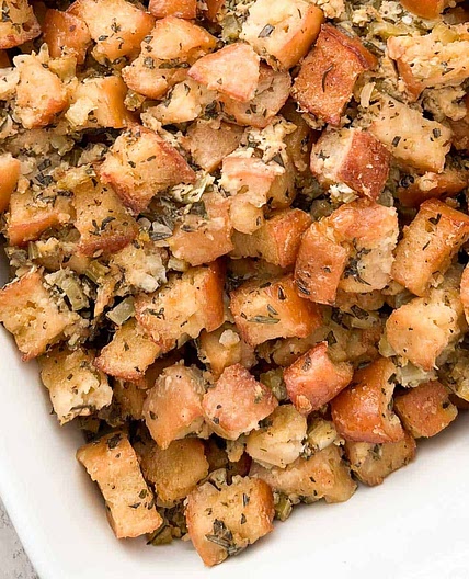 Old Fashioned Thanksgiving Dressing