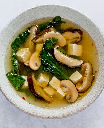 Healthy Spinach Soup With Tofu