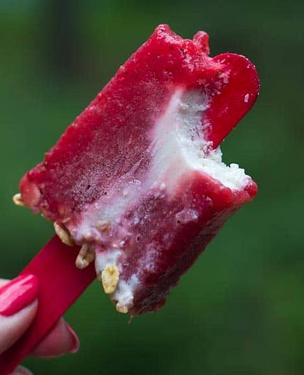Strawberry Yogurt Granola Pops
