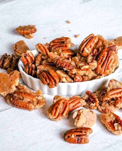 Keto Caramel Pecans