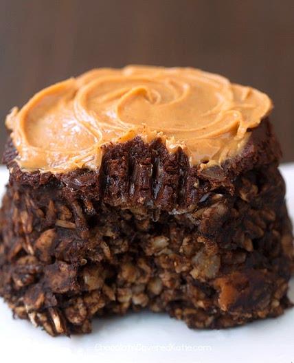 Chocolate Peanut Butter Cup Baked Oatmeal