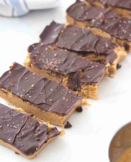 4 Ingredient Protein Bars