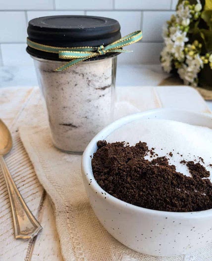 How To Make Vanilla Sugar