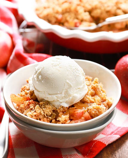 Caramel Apple Crisp