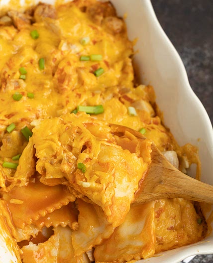 Buffalo chicken ravioli casserole