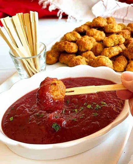 Easy Cheesy Sausage Balls