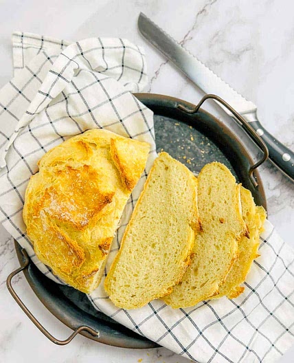 Easy No-Knead Yeast Bread