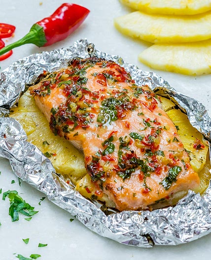 Easy Garlic Butter Salmon + Pineapple Packets Recipe