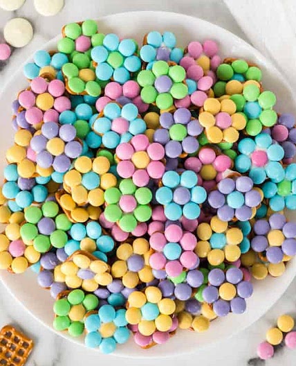 Spring Flower Pretzel Bites