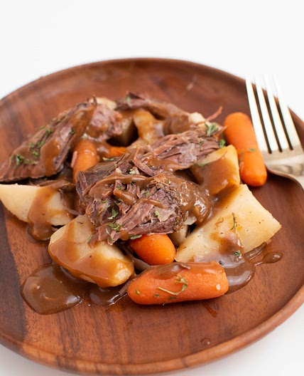 Easy Crock Pot Roast with Potatoes and Carrots